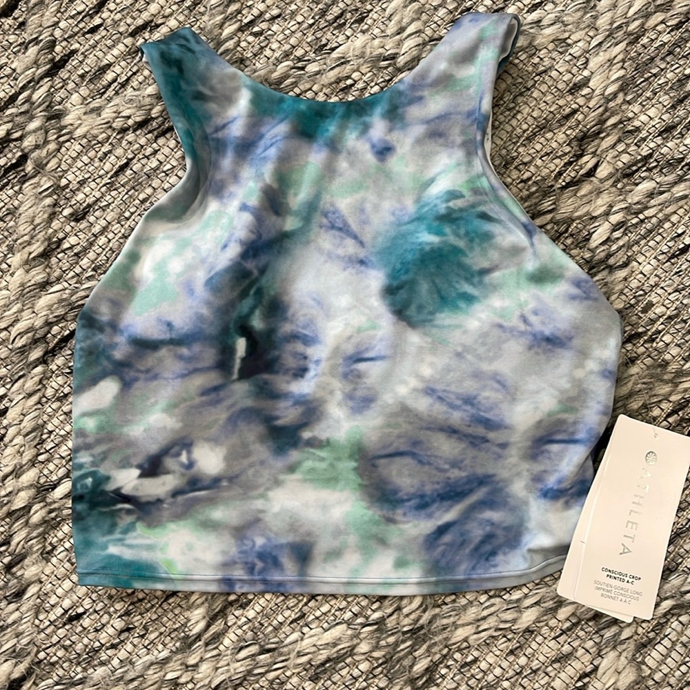 NWT Athleta Conscious Crop